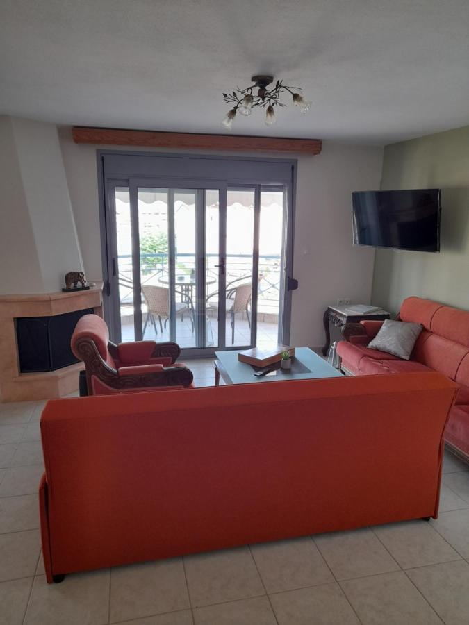Dominikis Appartment Néa Péramos Exterior foto