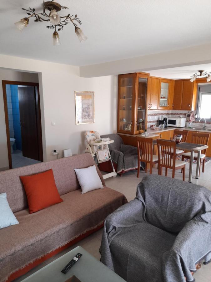 Dominikis Appartment Néa Péramos Exterior foto